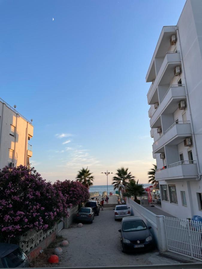 Flors Apartments Durrës Extérieur photo