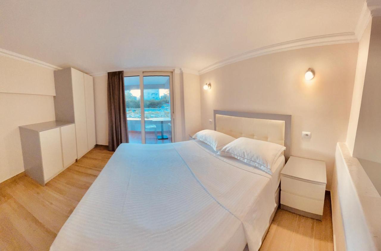 Flors Apartments Durrës Extérieur photo