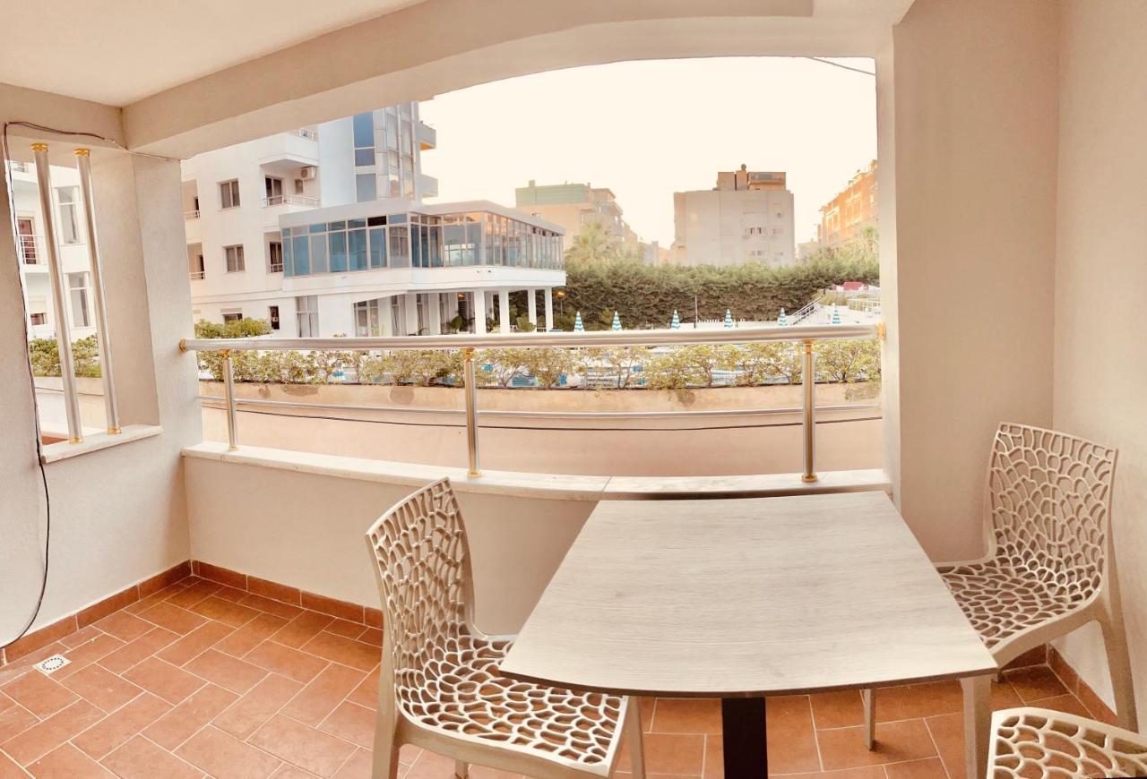 Flors Apartments Durrës Extérieur photo