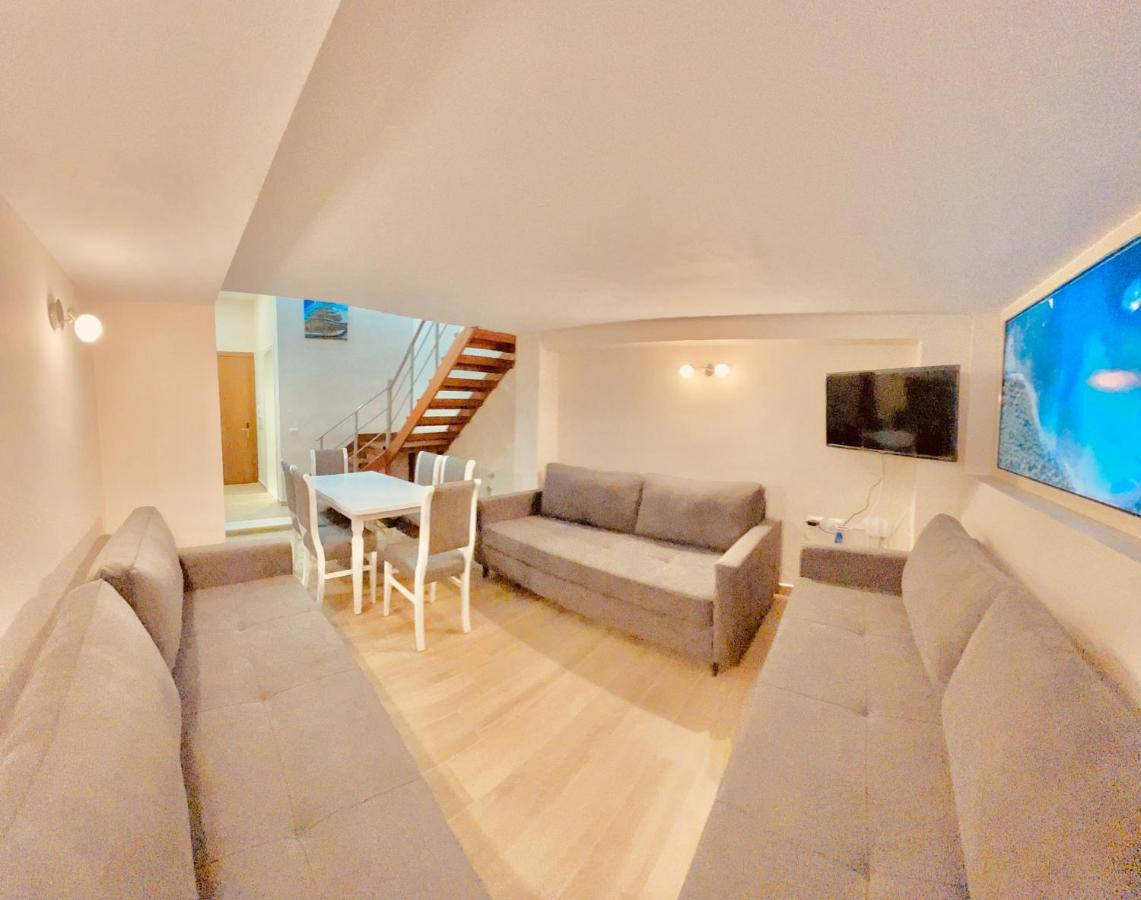 Flors Apartments Durrës Extérieur photo