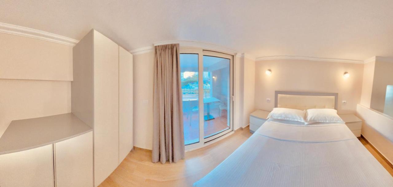 Flors Apartments Durrës Extérieur photo