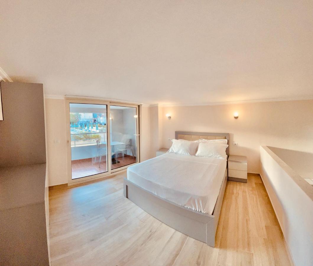 Flors Apartments Durrës Extérieur photo