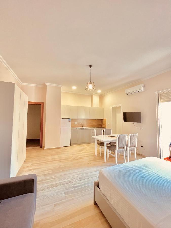 Flors Apartments Durrës Extérieur photo