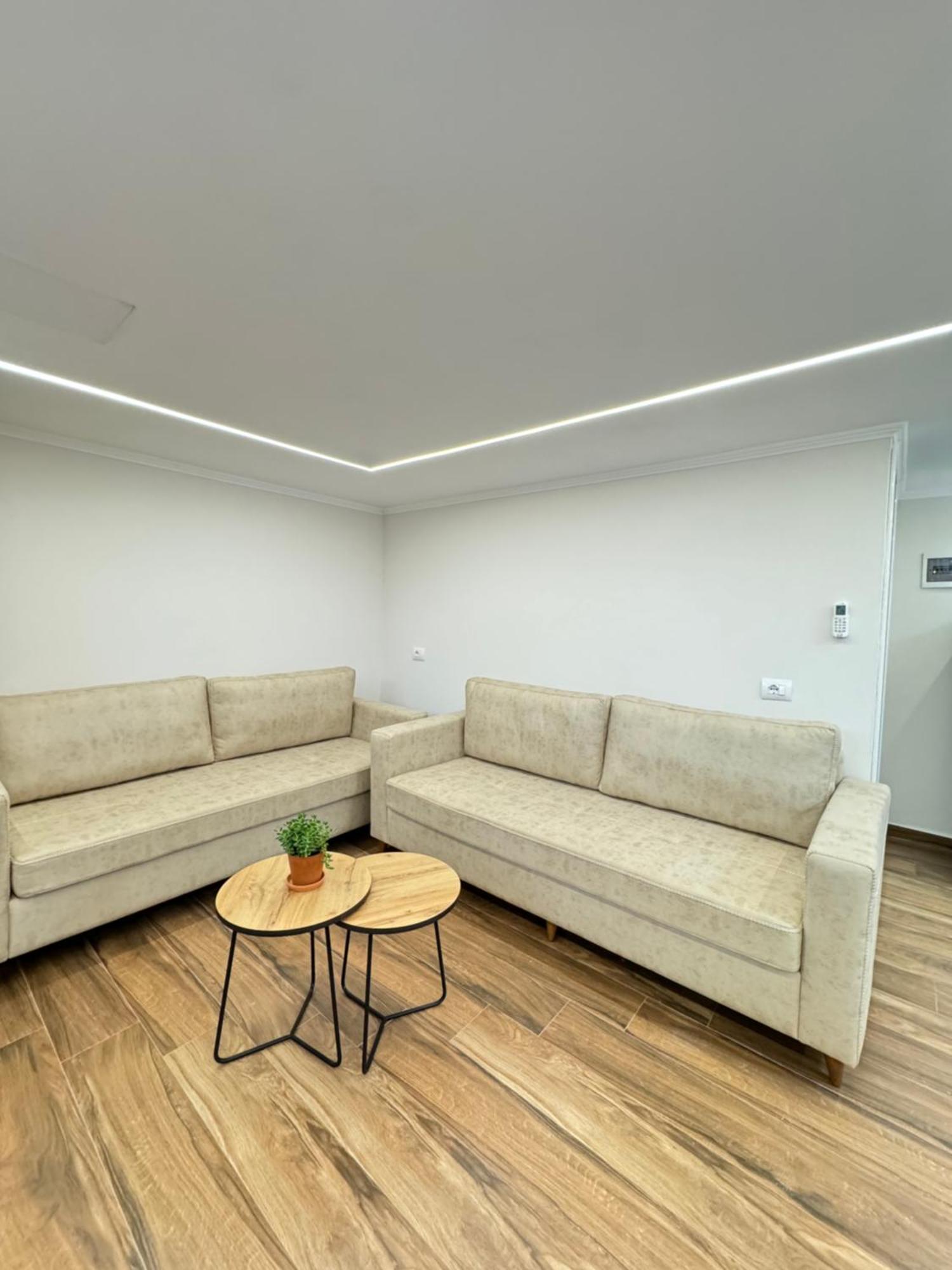 Flors Apartments Durrës Extérieur photo